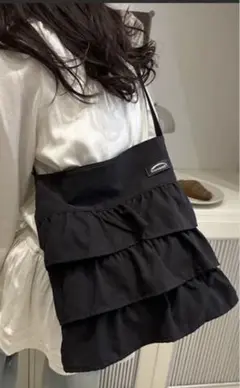 glamorous jane ★フリルデザイン ショルダーバッグ　ブラック