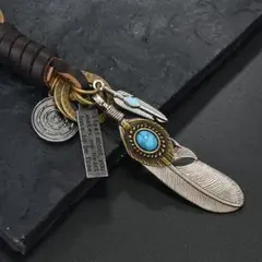 ✨ビンテージスタイル✨ フェザー ターコイズチャーム　キーホルダー