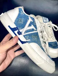 Item thumbnail for item 224ddda6-96ca-427a-80cf-7d9956ae38ef