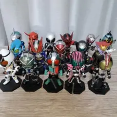 仮面ライダー　ワールドコレクタブル フィギュア １6体セット