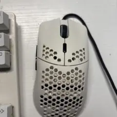 ホワイト メッシュゲーミングマウス 本体