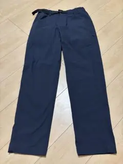美品✨ユニクロ ナイロンギアパンツ（3Dカット） ストレッチ メンズS