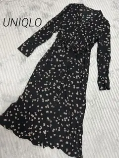 UNIQLO ユニクロ　プリントVネックフレアワンピース　ロングワンピース