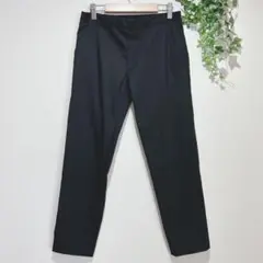 【ユニクロ】シンプル　黒　スラックス　Sサイズ　ストレート