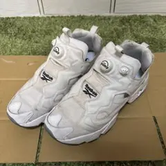 Reebok スニーカー