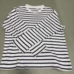 1回のみ着用！UNIQLO ストライプ 長袖カットソー 140