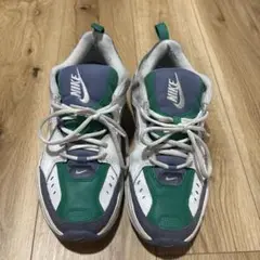 Item thumbnail for item b148e215-c6e5-4130-8933-a77c345e7a81