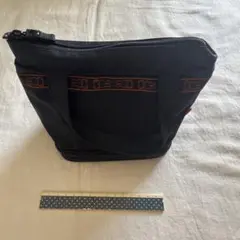 Item thumbnail for item d60ce2ef-adb2-4698-af07-aee538b12c8b