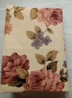 ブックカバー　レトロ薔薇