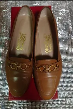 Salvatore Ferragamo ブラウンローファー