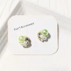 105　ハンドメイド☆ビジューピアス／イヤリング