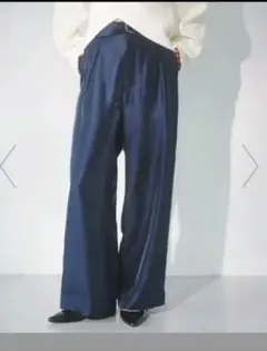 VIS　洗える　シャイニーワンタックワイドパンツ　ネイビー