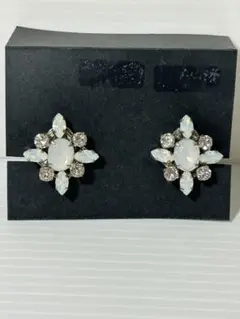 Item thumbnail for item 19869fa5-d4b4-4a16-9b16-c565d3ef4934