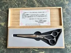 新品　内山シザーズUCHIYAMA セニングシザー gs 50目　木箱付き 新品 内山シザーズUCHIYAMA セニングシザー gs 50目 木箱付き