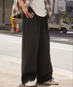 ブラック ワイドパンツ スウェット素材