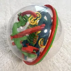 立体迷路　マジカルカプセル　知育玩具