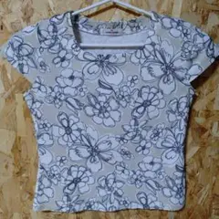 総柄Ｔシャツ