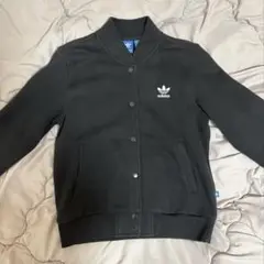 adidas ブラック スタジャン