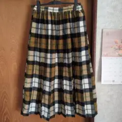 Item thumbnail for item 1d8b796e-89a3-43c4-bcd9-fac16965e2d8