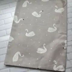 生地　ハギレ スワン　白鳥　デコレクションズ