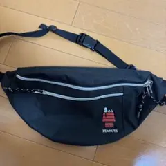 PEANUTS ボディバッグ