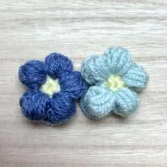 花の形 ヘアクリップ 青と水色 2個セット
