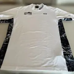 OAKLEY 半袖シャツ USA国旗ロゴ入り