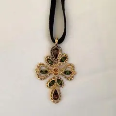 クリスチャンラクロワ Christian Lacroix クロスチョーカー