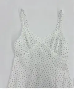 【新品タグ付き】ホワイト✖️ピンク 小花柄 キャミワンピース