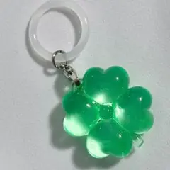 クローバー　四葉　アンブレラマーカー　チャーム