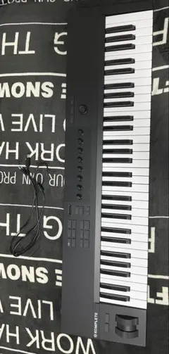 komplete kontrol a61 ジャンク 2025年最新】komplete kontrol a61の人気アイテム - メルカリ