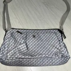 ハンドバック 収納いっぱい