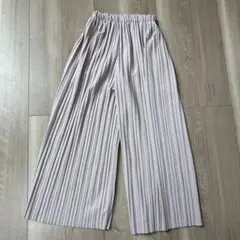レディース　プリーツ ワイドパンツ