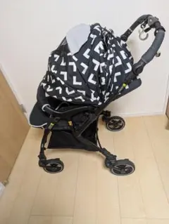 ピジョンベビーカー ブラック・ホワイト