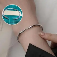 Item thumbnail for item 6397e87a-36e1-4108-b82c-1ac8313dfa17