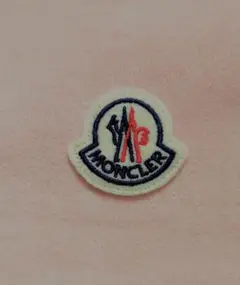ダウンコートから外した...MONCLER モンクレール ロゴワッペン⑯