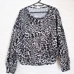 Olivia Roe ヒョウ柄 長袖トップス 長袖Tシャツ 厚め生地