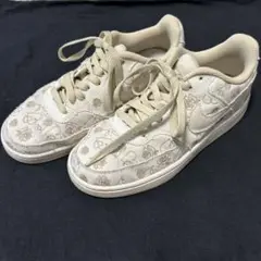 Item thumbnail for item fa58913e-6fc7-4480-82cf-5f120336830f