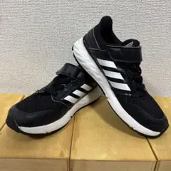 早い者勝ち！adidas ブラック スニーカー ベルクロ 18cm