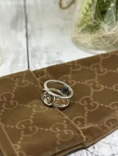 Gucci インターロッキングG シンオープンバンドワイド12号
