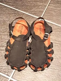 アンティカ　サンダル