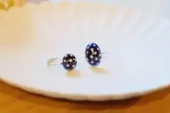 ネイビー  水玉リング【フリーサイズ】ハンドメイド ドット レジン指輪｟楕円形｠