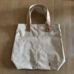 未使用　リーバイス　トートバッグ　ベージュ