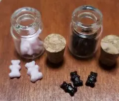 ミニチュアスイーツ　くまちゃんチョコ ストロベリーベリーチョコ 2瓶セット