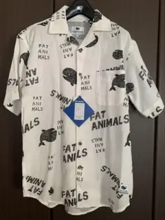 新品•未使用　Fat Animals メンズ　くじら柄シャツ