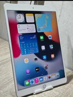 美品　iPad Air　第３世代　64GB　5553