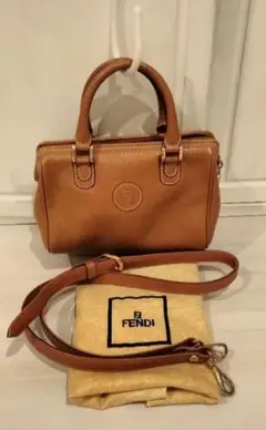 値下げ FENDI ヴィンテージ 型押し レザー ミニボストンバッグ
