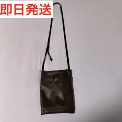【即日発送可】ショルダーバッグ　ブラウン　メンズ・レディース