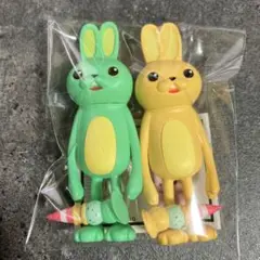 【ガチャガチャ】すべてがおしまいになったウサギマスコットフィギュア