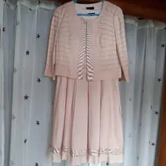 入学式やお食事会等や二枚セットになっているので別々に普段着られても良いです。